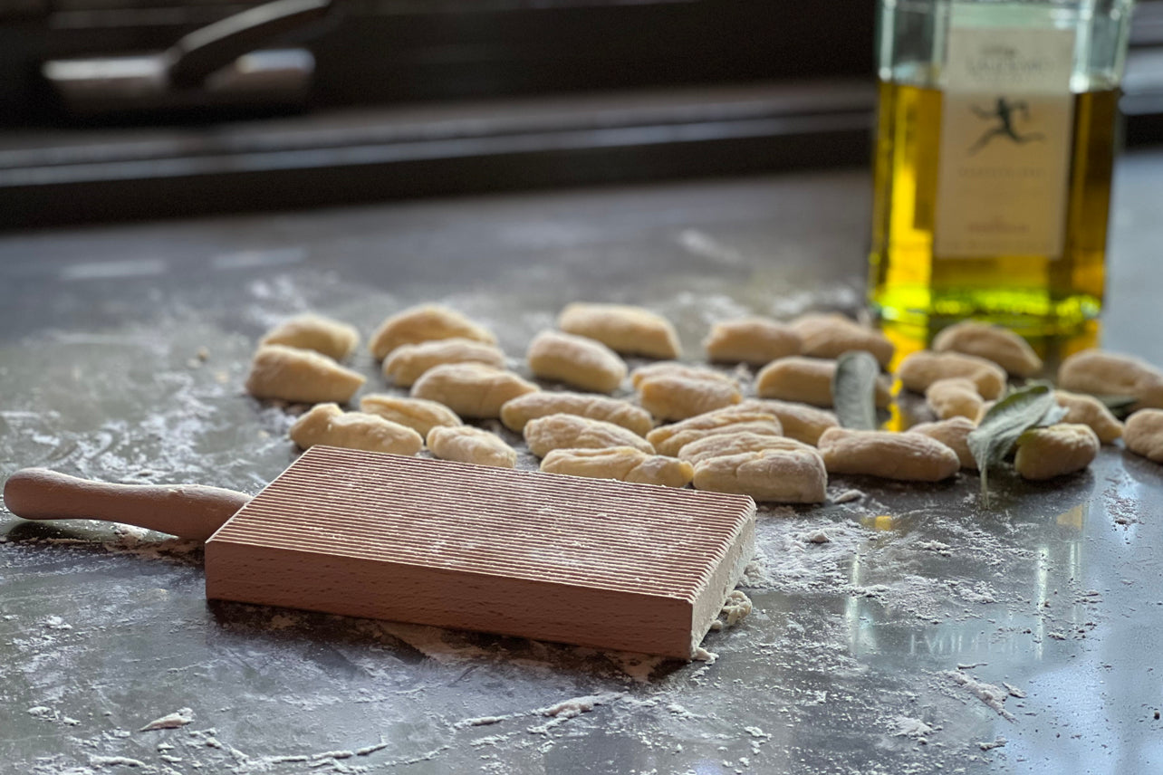 Italian Gnocchi and Garganelli Board with Rolling Pin